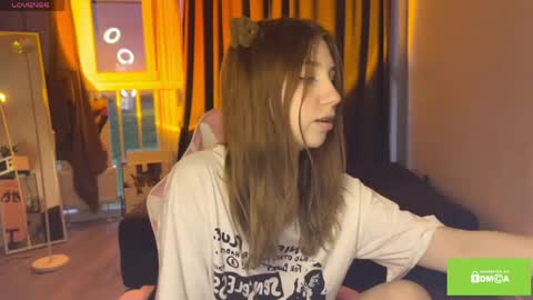 Snapshot of tastyvinni chatting on 05/21/26, 04:47 Veni online show from 05/21/26, 04:47