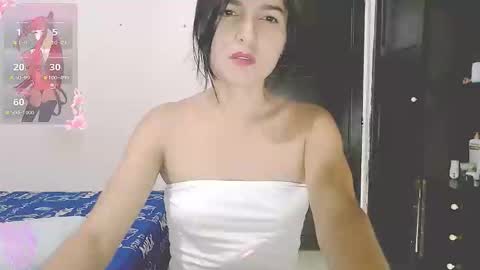 tatabebe online show from 11/08/25, 01:50