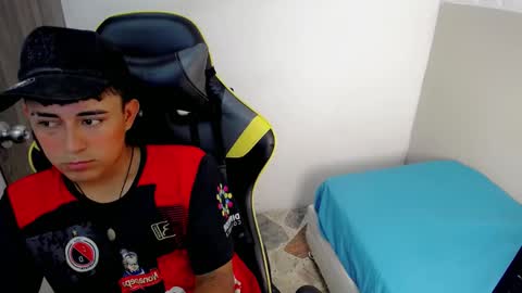 T A T A N online show from 11/20/25, 08:52