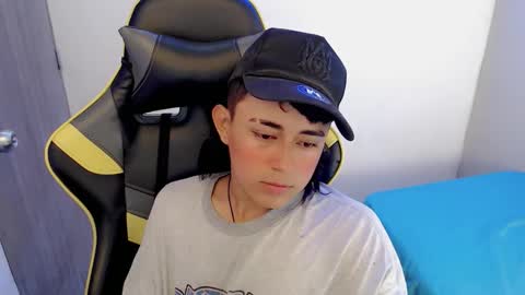 T A T A N online show from 11/21/25, 09:57