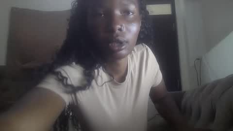 Snapshot of tatiana_254 chatting on 10/15/25, 11:10 tatiana_254 online show from 10/15/25, 11:10