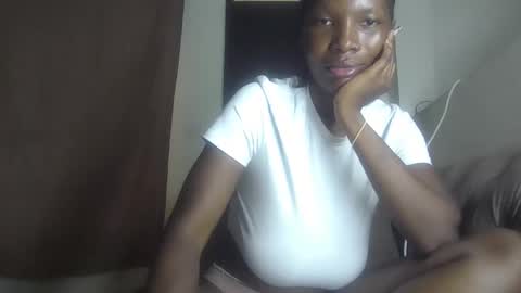 tatiana_254 online show from 10/28/25, 09:35