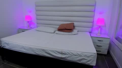 tatiana_arboleda online show from 09/24/25, 10:51