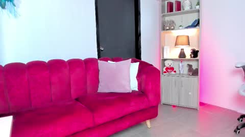 tatiana_mendoza online show from 10/29/25, 05:36