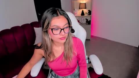 tatiana_mendoza online show from 11/16/25, 03:50