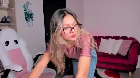 tatiana_mendoza online show from 11/29/25, 03:15