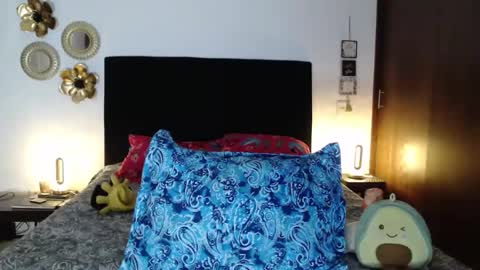 tatiana_monteros online show from 10/27/25, 04:16