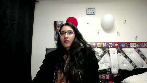 Snapshot of tatiana_ninfomaniaca chatting on 03/05/25, 12:38 tatiana online show from 03/05/25, 12:38