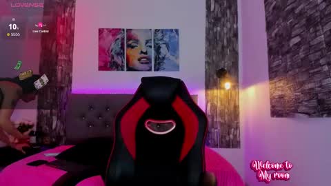 Snapshot of tatiana_sc chatting on 01/17/25, 08:22 Tatiana SC online show from 01/17/25, 08:22