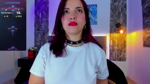 Snapshot of tatiana_sc chatting on 02/25/25, 04:53 Tatiana SC online show from 02/25/25, 04:53