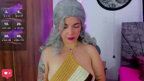 Snapshot of tatiana_sc chatting on 09/11/25, 01:33 Tatiana SC online show from 09/11/25, 01:33