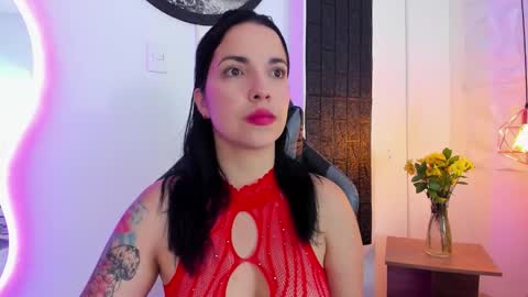 Snapshot of tatiana_sc chatting on 10/01/25, 01:28 Tatiana SC online show from 10/01/25, 01:28