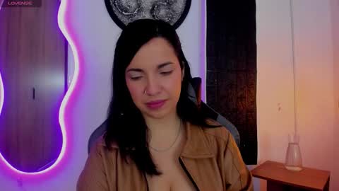 Snapshot of tatiana_sc chatting on 10/04/25, 12:25 Tatiana SC online show from 10/04/25, 12:25