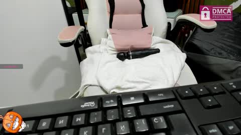 i am tatiana  online show from 10/17/25, 12:41