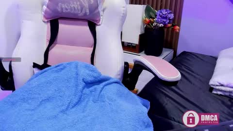 i am tatiana  online show from 02/13/26, 12:34