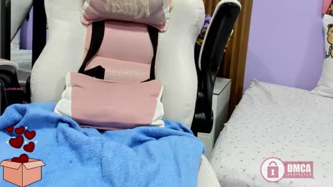 i am tatiana  online show from 03/12/26, 12:44