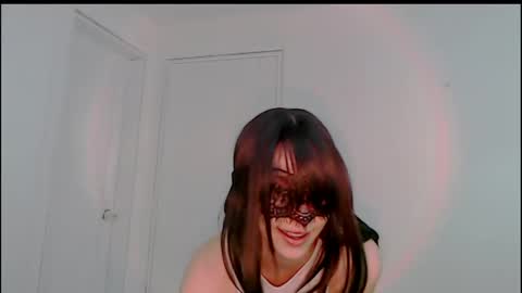 Snapshot of tatianaaah chatting on 05/24/26, 04:45 Morgan online show from 05/24/26, 04:45