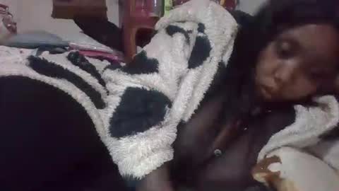 Snapshot of tatianahery chatting on 06/19/26, 05:50 tatianahery online show from 06/19/26, 05:50