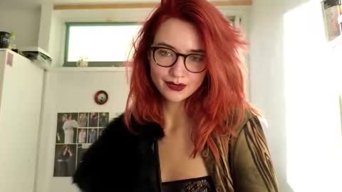 Tatiana online show from 09/26/25, 02:32