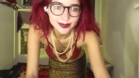 Tatiana online show from 10/09/25, 09:46