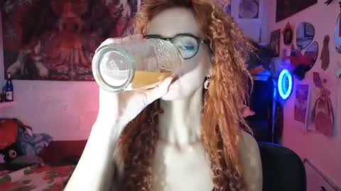 Snapshot of tatianaromanova chatting on 05/20/26, 10:38 Tatiana online show from 05/20/26, 10:38