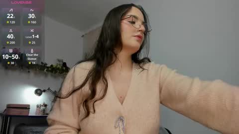 Tatianna online show from 10/13/25, 09:37