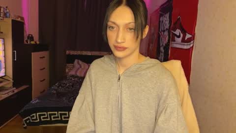 tatika_williams online show from 02/19/26, 06:59