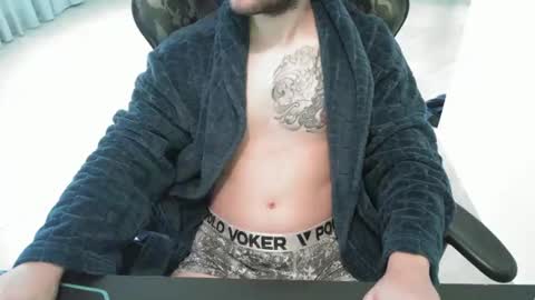 Snapshot of tatmers chatting on 01/05/25, 11:59 Lucas online show from 01/05/25, 11:59