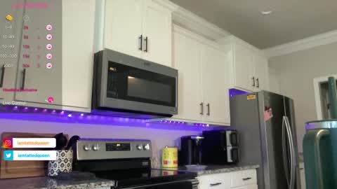 Tatted Queen online show from 09/12/25, 07:47