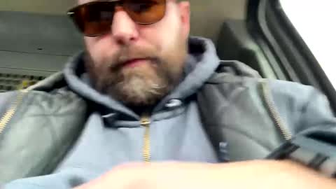 Snapshot of tattedcouple_777 chatting on 01/14/25, 05:23 MrMrs online show from 01/14/25, 05:23