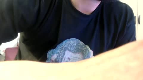 Snapshot of tatto_smoke_couple chatting on 07/09/26, 05:11 tatto_smoke_couple online show from 07/09/26, 05:11