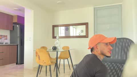 Jonathan  Juan online show from 12/16/24, 01:32