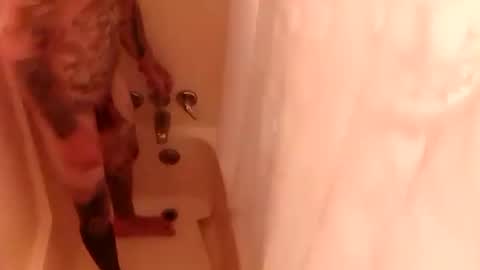 tattoo3333 online show from 12/06/24, 10:19