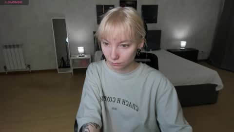 tattoo_artbaby online show from 11/28/25, 01:30