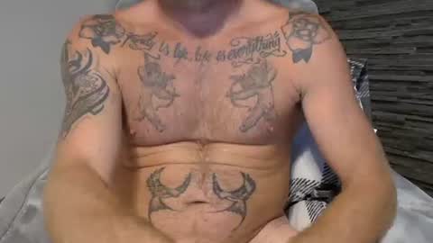 Snapshot of tattoo_london chatting on 02/04/26, 11:31 tattoo_london online show from 02/04/26, 11:31