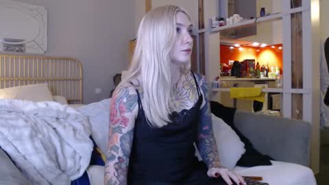 tattoobbgirl online show from 02/10/25, 09:04