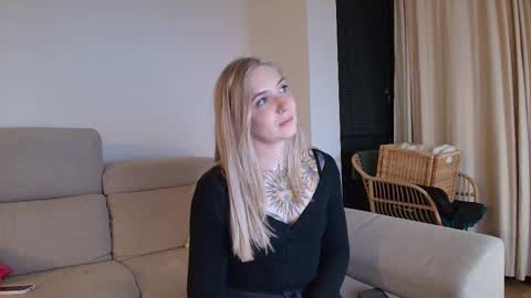 tattoobbgirl online show from 03/27/26, 08:41