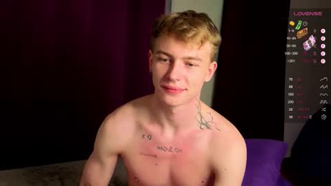 Alex but u can call me Theo online show from 10/20/25, 04:35