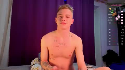 Alex but u can call me Theo online show from 12/18/25, 04:13