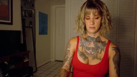 Natalia 3 online show from 10/28/25, 08:51