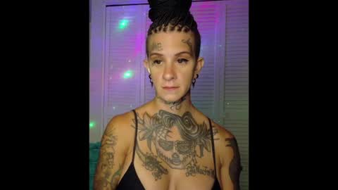 Snapshot of tattooed_natalia chatting on 05/28/26, 02:31 Natalia 3 online show from 05/28/26, 02:31