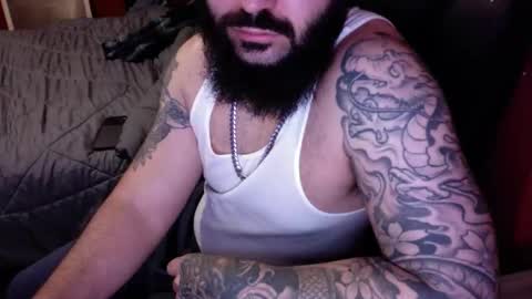 tattooedandbearded22 online show from 10/21/25, 01:50