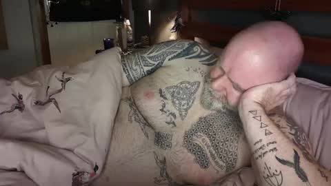 Snapshot of tattooeddilf01 chatting on 12/22/24, 05:12 Tattooeddilf 01 online show from 12/22/24, 05:12