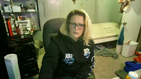 Snapshot of tattooeddirtyteacher chatting on 02/22/25, 09:23 Lisa Lovely online show from 02/22/25, 09:23