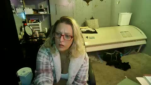Snapshot of tattooeddirtyteacher chatting on 02/26/25, 10:26 Lisa Lovely online show from 02/26/25, 10:26