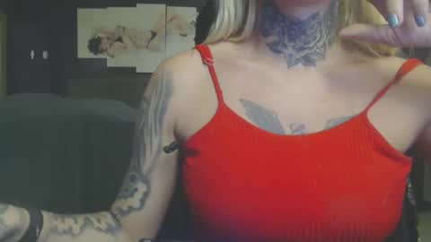 tatuada_safada online show from 06/08/26, 08:42