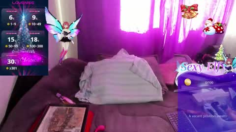 Snapshot of taty_stone chatting on 12/18/24, 01:34 tatta online show from 12/18/24, 01:34