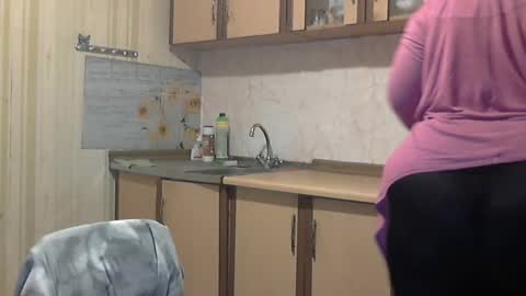 Snapshot of tatyanka_ chatting on 09/25/25, 12:47 tatyanka_ online show from 09/25/25, 12:47