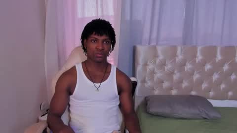 tau_montes online show from 12/04/25, 03:32