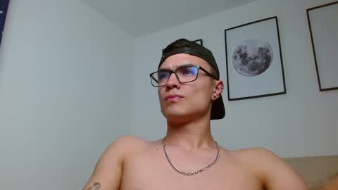 Snapshot of taurus4k chatting on 12/20/24, 06:40 taurus4k online show from 12/20/24, 06:40